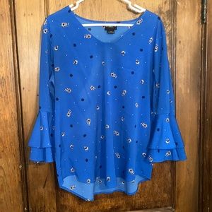 blue floral detail blouse